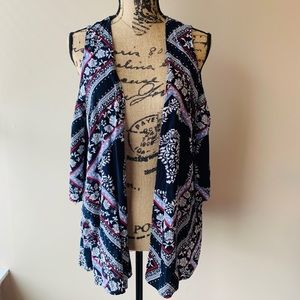 Maurices cold shoulder kimono L/XL